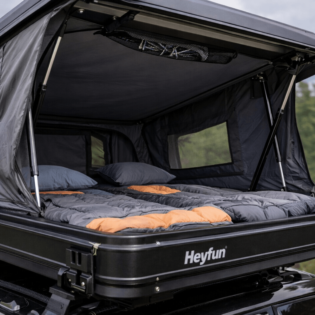 HEYFUN Rooftop Tent - 2–3 person sleeping capacity for vehicle-based camping setups
